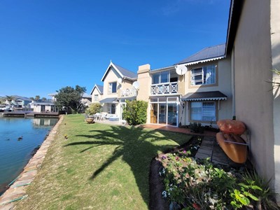 Apartment for sale in Marina Martinique, Jeffreys Bay