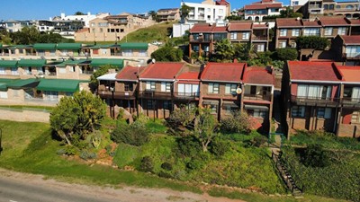 Townhouse for sale in Wavecrest, Jeffreys Bay
