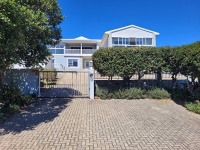 House for sale in Paradise Beach, Jeffreys Bay