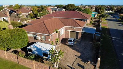 House for sale in Aston Bay, Jeffreys Bay