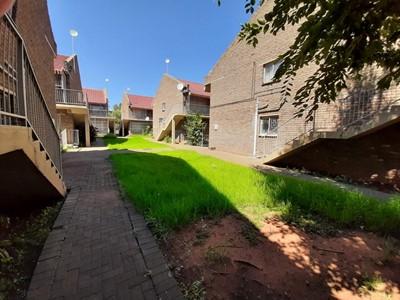 Townhouse for sale in Willows, Bloemfontein