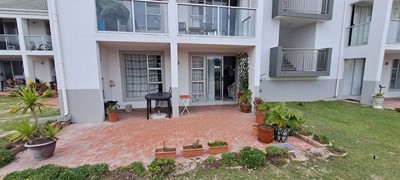 Apartment to rent in Big Bay, Blouberg