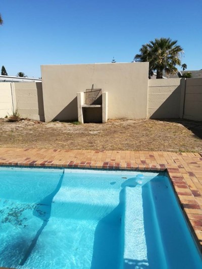 Apartment to rent in Table View, Blouberg