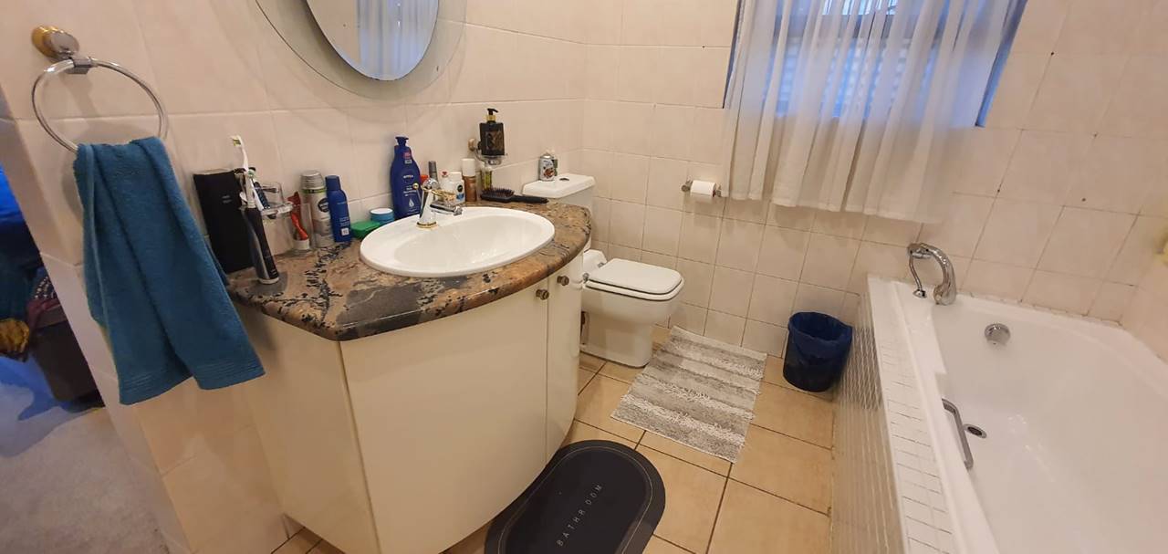 4 Bedroom House to rent in Linmeyer Habibi Properties