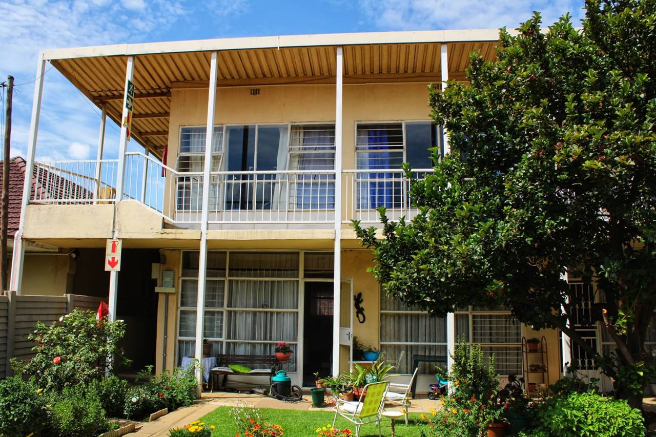 3 Bedroom Townhouse to rent in New Redruth Habibi Properties