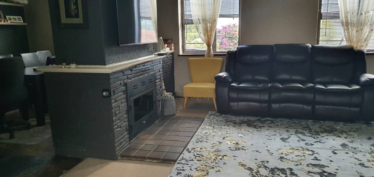 4 Bedroom House to rent in Linmeyer Habibi Properties