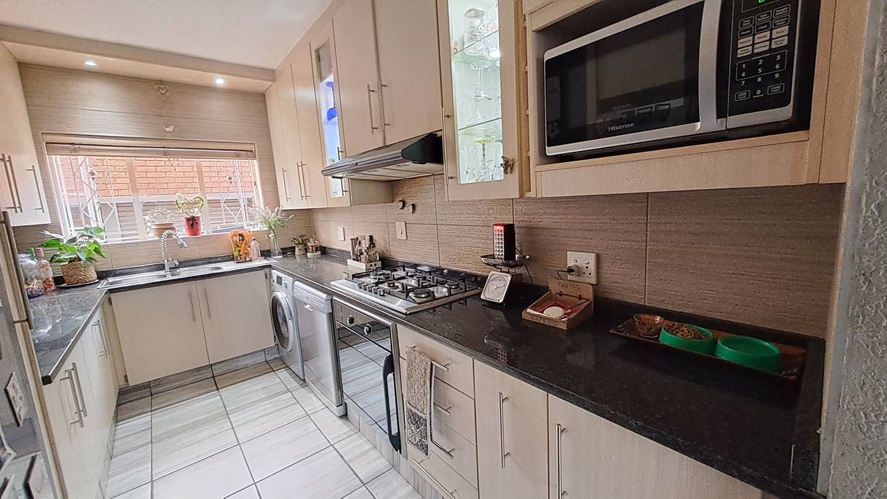 3 Bedroom Townhouse to rent in Brackenhurst Habibi Properties