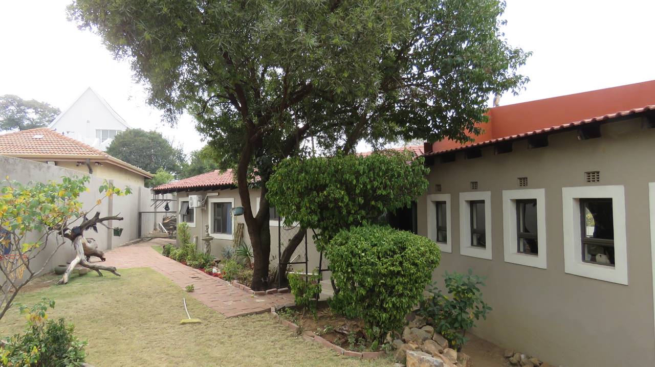 3 Bedroom House for sale in South Crest Habibi Properties