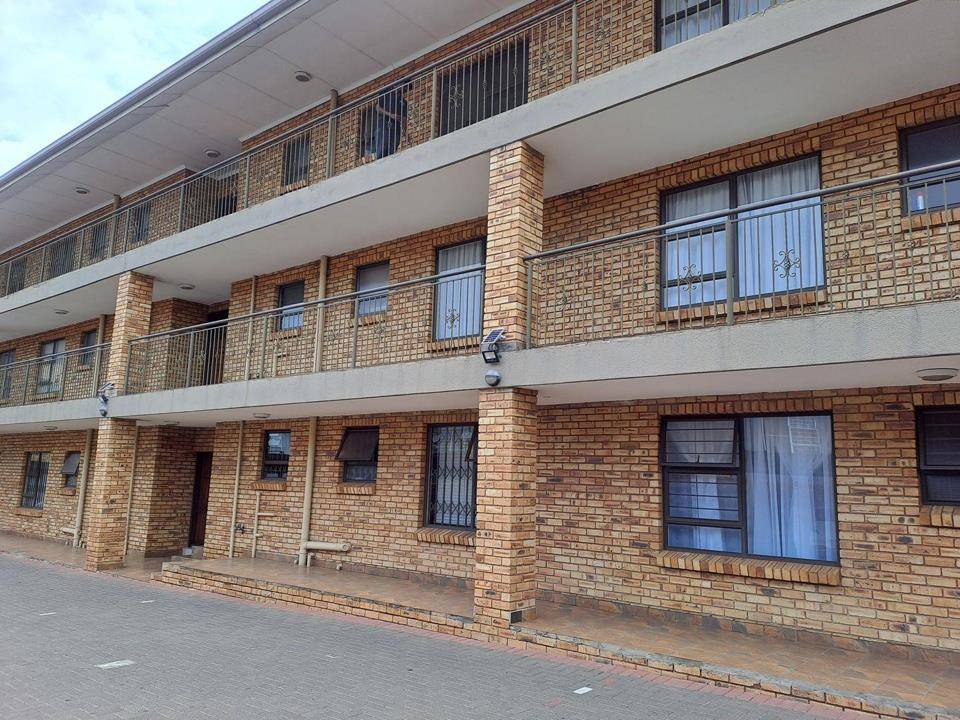 2 Bedroom Townhouse for sale in New Redruth Habibi Properties