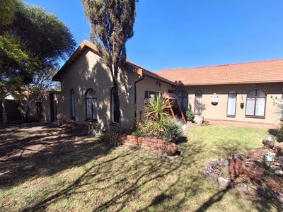 House for sale in Brackenhurst, Alberton