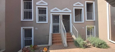Townhouse for sale in Peacehaven, Vereeniging