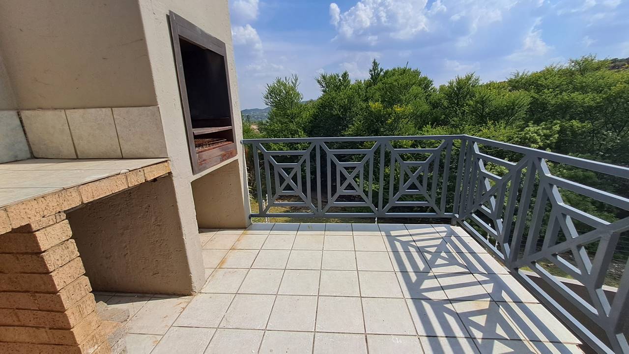 3 Bedroom Townhouse to rent in South Crest Habibi Properties