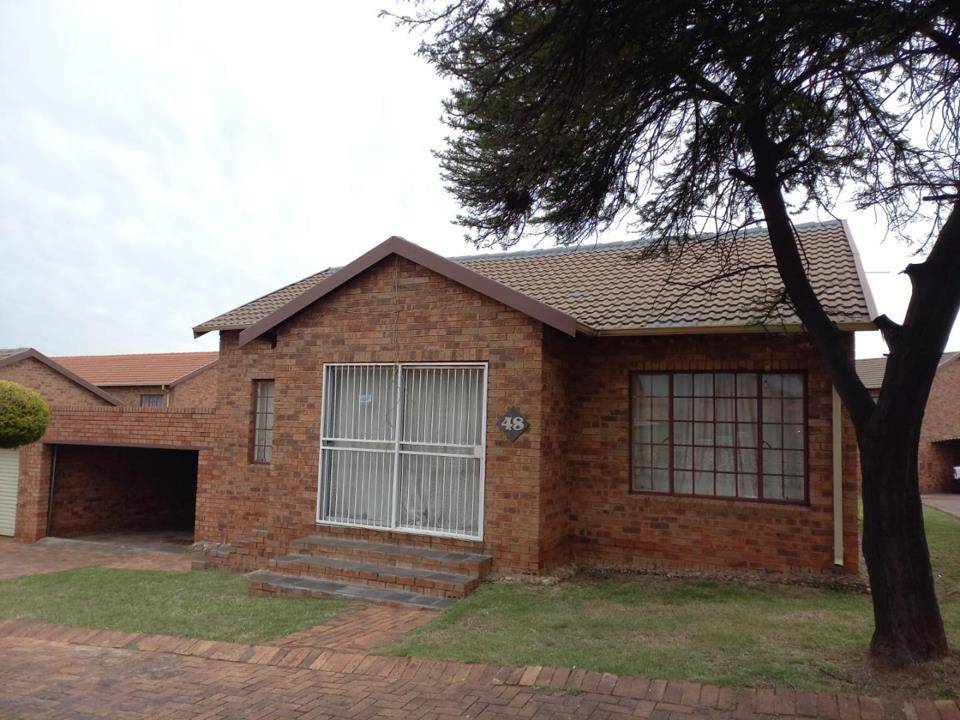 3 Bedroom Townhouse for sale in South Crest Habibi Properties