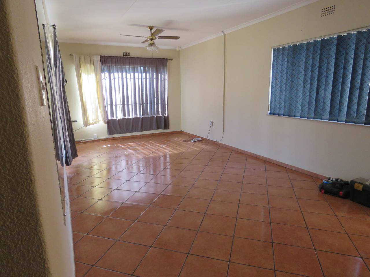 4 Bedroom House for sale in Brackendowns Habibi Properties