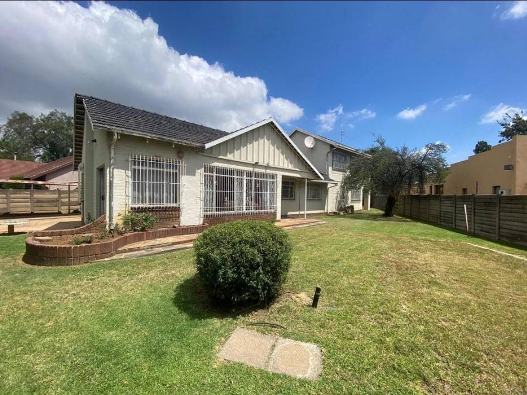 4 Bedroom House for sale in Randhart Habibi Properties