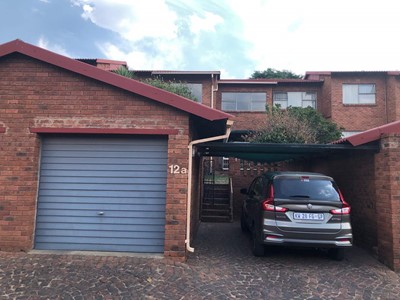 Townhouse for sale in Corlett Gardens, Johannesburg