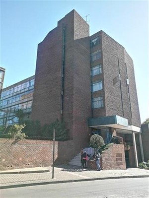 Apartment for sale in Bellevue East, Johannesburg