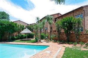 Townhouse for sale in Bruma, Johannesburg