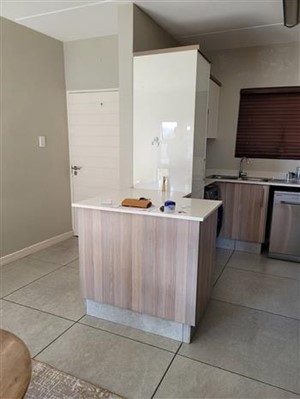 Apartment for sale in Die Hoewes, Centurion