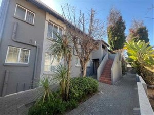 Townhouse for sale in Union, Germiston