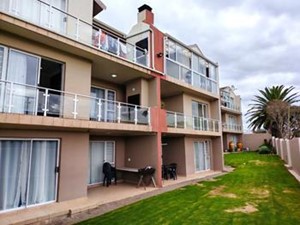 Apartment for sale in Jeffreys Bay Central, Jeffreys Bay