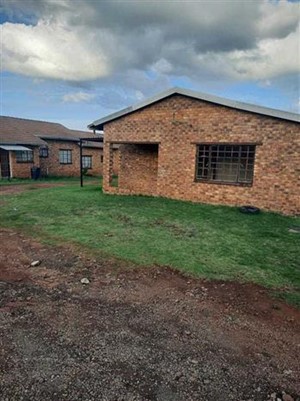 Cottage to rent in Bredell A H, Kempton Park