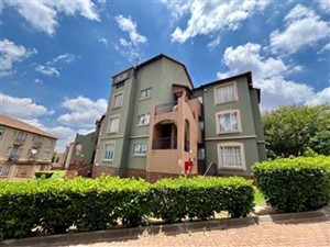 Townhouse for sale in Castleview, Germiston