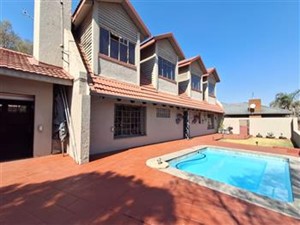 House for sale in Brackendowns, Alberton