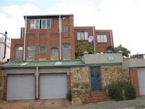 Room to rent in Hursthill, Johannesburg
