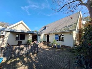 House for sale in Paradise Beach, Jeffreys Bay