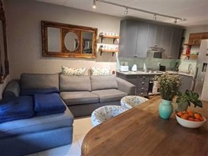 Townhouse for sale in Bruma, Johannesburg