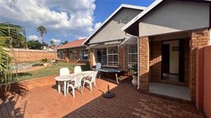 House for sale in Glenvista, Johannesburg