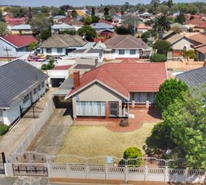 House for sale in Roseacres, Johannesburg