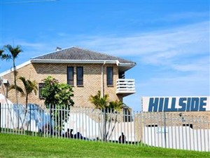 Townhouse for sale in Beacon Bay, East London