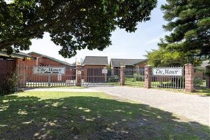 Townhouse for sale in Lorraine, Port Elizabeth