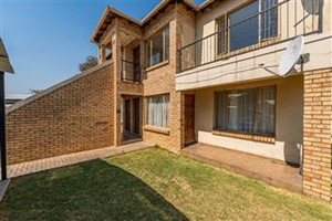 Apartment for sale in Groblerpark, Roodepoort