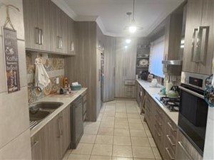 House for sale in Brackendowns, Alberton