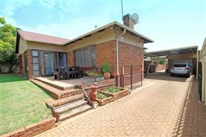 House for sale in Homestead, Germiston