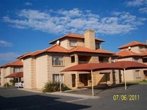Apartment to rent in Crystal Park, Benoni