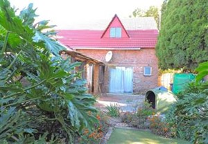 House for sale in Rayton, Rayton