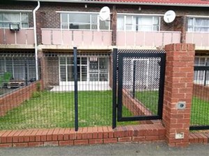 Apartment to rent in Fontainebleau, Randburg