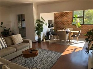Apartment for sale in Oaklands, Johannesburg